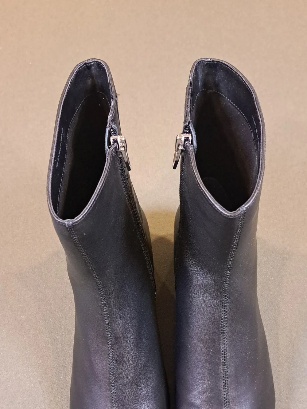 Dolce Vita Tarine Booties Black Leather - Size: Women 9.5